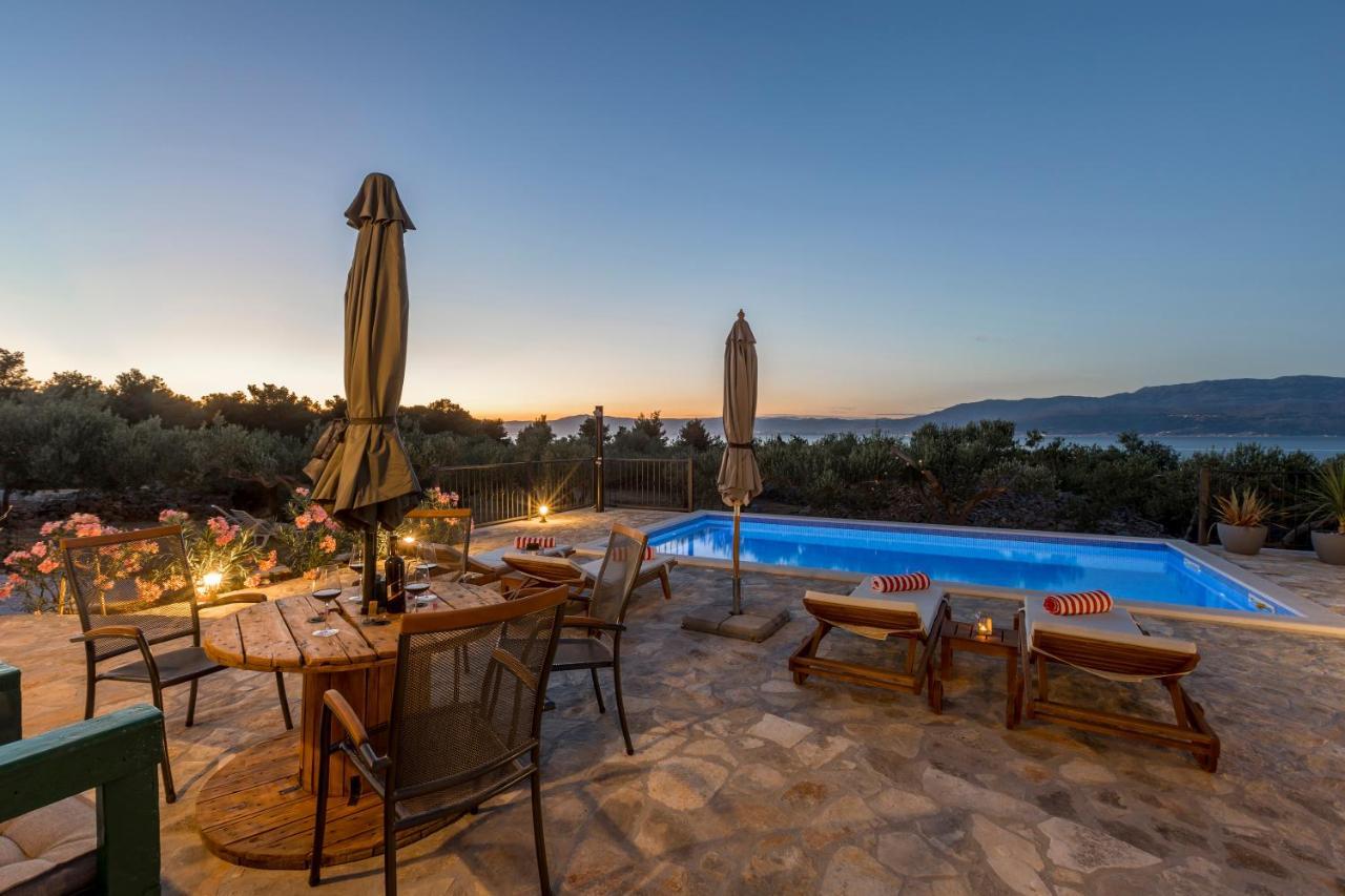 Island Getaway - Heritage House Mirce المظهر الخارجي الصورة