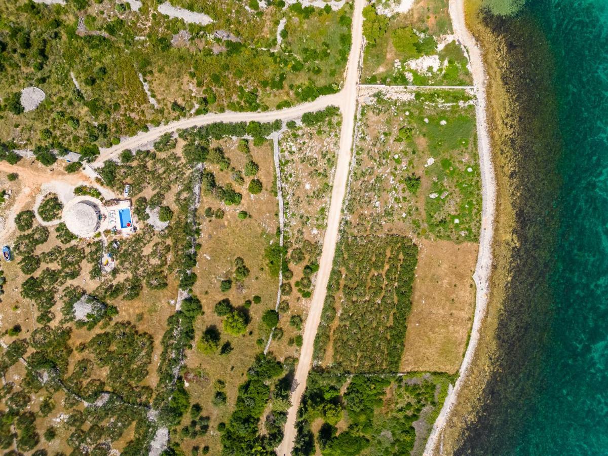 Island Getaway - Heritage House Mirce المظهر الخارجي الصورة