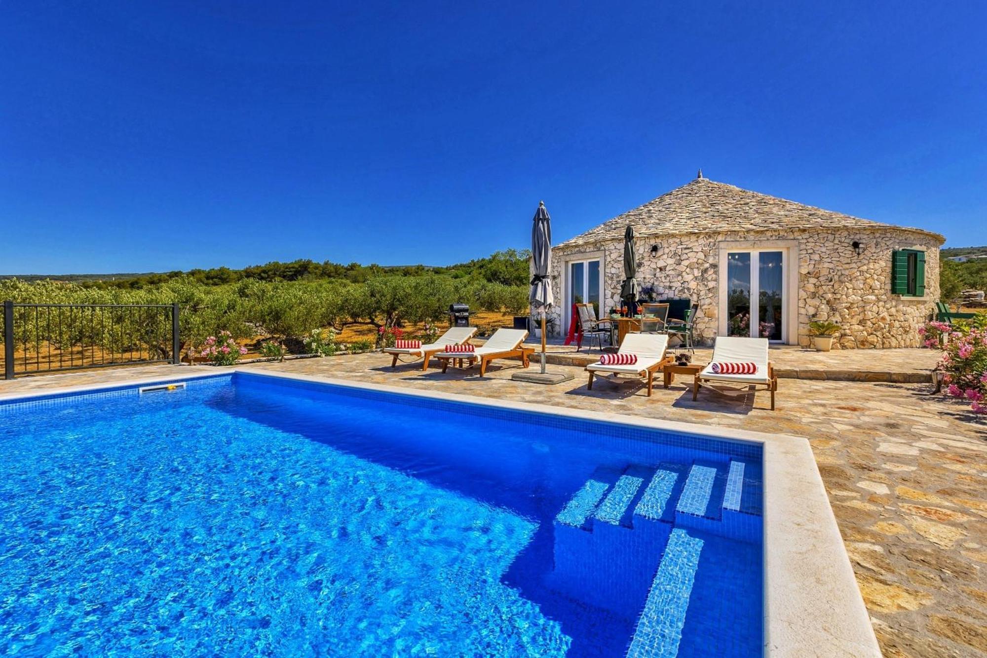 Island Getaway - Heritage House Mirce المظهر الخارجي الصورة